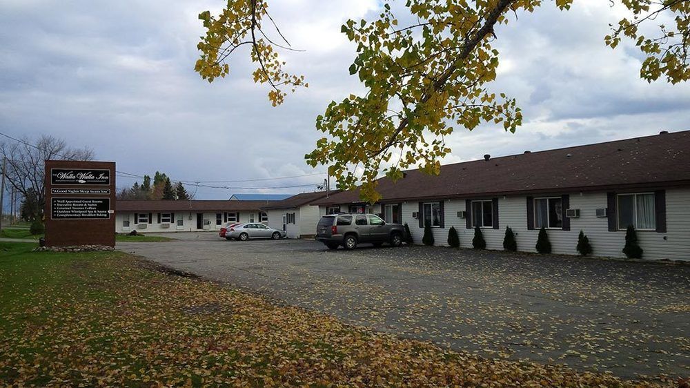 The Walla Walla Inn Rainy River Exterior foto